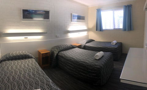 Coastal Bay Motel - Accommodation Gladstone 21