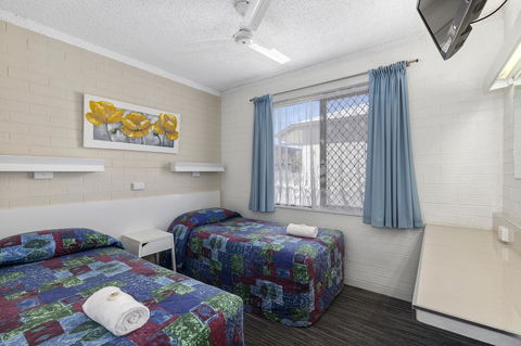 Coastal Bay Motel - Accommodation Gladstone 15