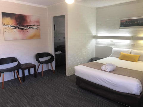Coastal Bay Motel - Accommodation Gladstone 20