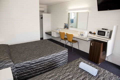Coastal Bay Motel - Accommodation Gladstone 29