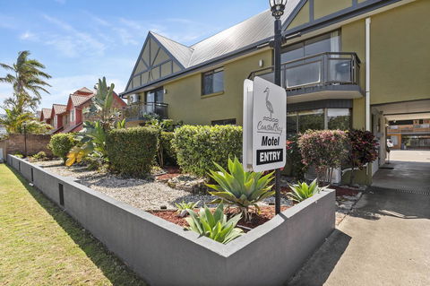 Coastal Bay Motel - Accommodation Gladstone 4