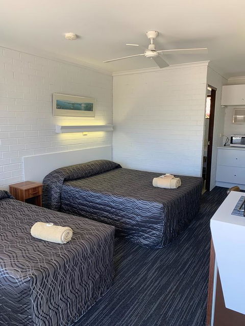 Coastal Bay Motel - Accommodation Gladstone 33