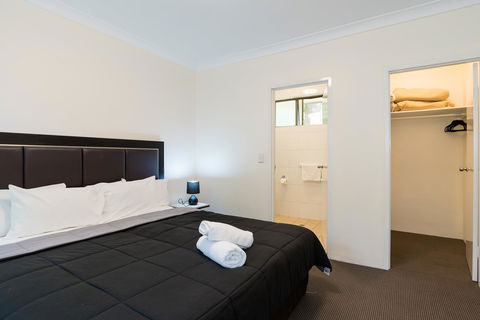 Eastwood Furnished Apartments - Accommodation Gladstone 6