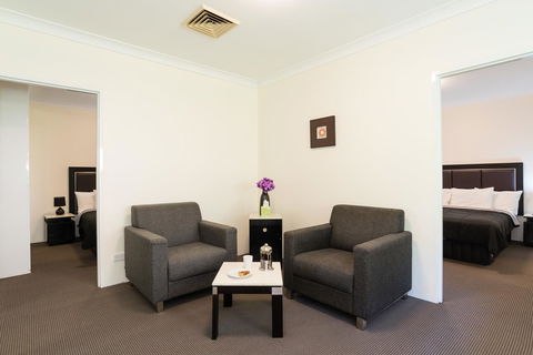 Eastwood Furnished Apartments - Accommodation Gladstone 4