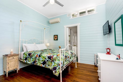 Gidget's Surf Shack - Accommodation Gladstone 5