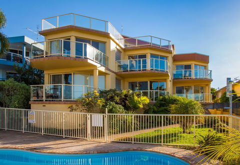 Baywatch Apartments Merimbula - Accommodation Gladstone 2