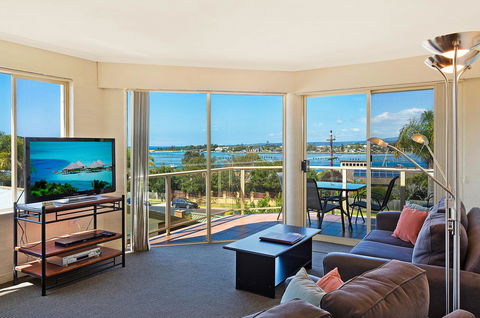 Baywatch Apartments Merimbula - Accommodation Gladstone 20