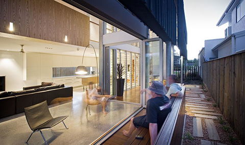 Casuarina Beachfront House - Hostie Properties - Accommodation Gladstone 7