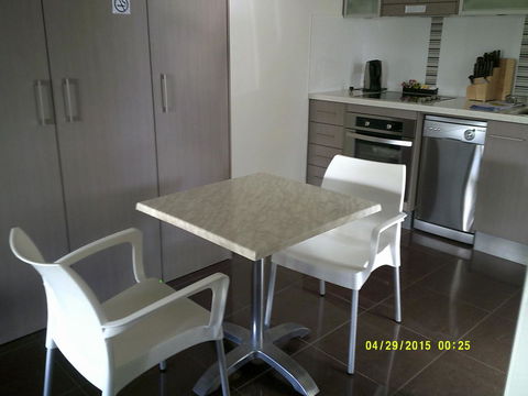 Pelican H2O One & Two Bedroom Apartments - Accommodation Gladstone 34