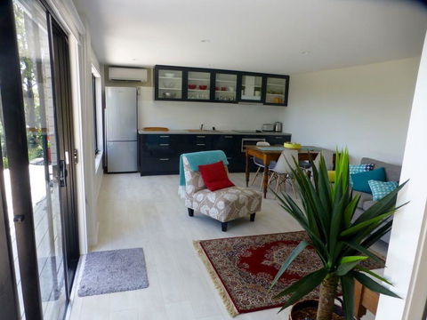 The Retreat At Palm Beach - Accommodation Gladstone 6