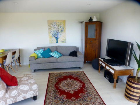 The Retreat At Palm Beach - Accommodation Gladstone 11