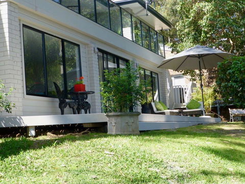 The Retreat At Palm Beach - Accommodation Gladstone 1