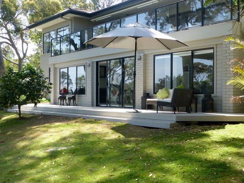 The Retreat At Palm Beach - Accommodation Gladstone 2