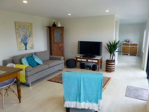 The Retreat At Palm Beach - Accommodation Gladstone 7