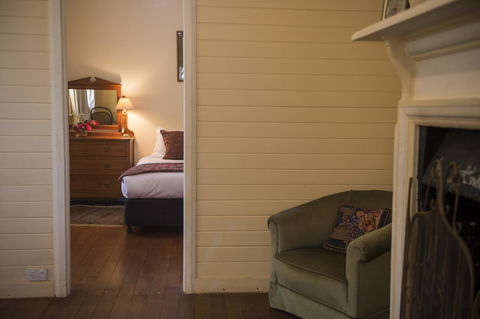Hillview Heritage Hotel - Accommodation Gladstone 2