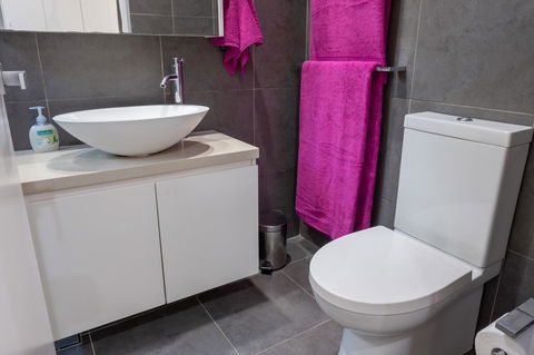 Hideaway Haven, The Cute Place To Put Up Your Feet - Accommodation Gladstone 19