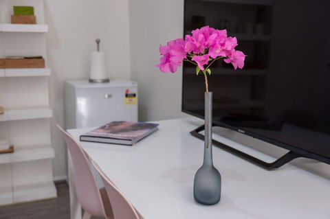 Hideaway Haven, The Cute Place To Put Up Your Feet - Accommodation Gladstone 5