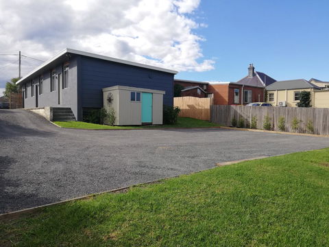 125 Milton - Accommodation Gladstone 11