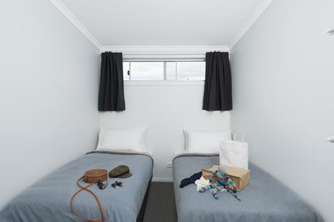 125 Milton - Accommodation Gladstone 7