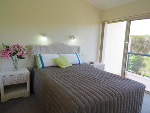 BlueWater Apartments - Accommodation Gladstone 24