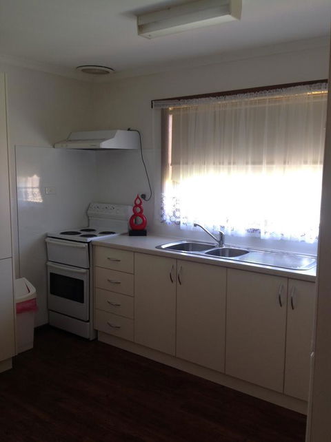 7 Melbourne Street - Accommodation Gladstone 8