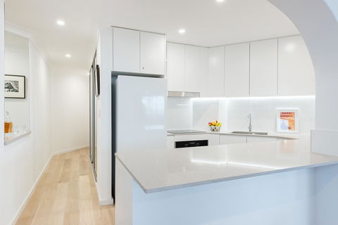 Right On Bondi - Accommodation Gladstone 7