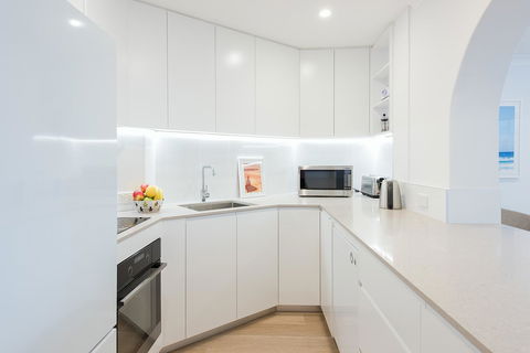 Right On Bondi - Accommodation Gladstone 6