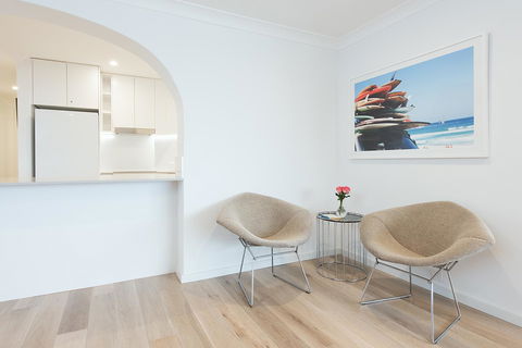 Right On Bondi - Accommodation Gladstone 5