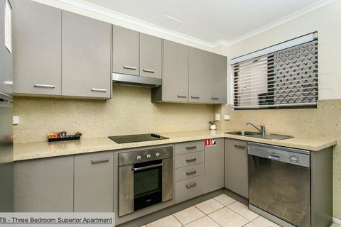 The Terraces Main Beach - Accommodation Gladstone 41
