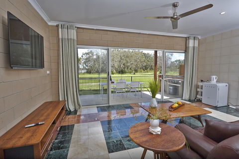 Estoy Cabarita - Accommodation Gladstone 13