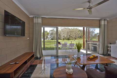 Estoy Cabarita - Accommodation Gladstone 15