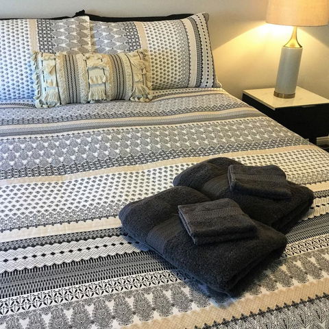 Tic Tac Toe Quality Accommodation - Accommodation Gladstone 4