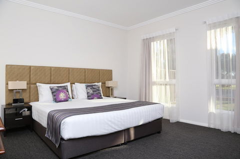 Best Western Plus Bolton On The Park - Accommodation Gladstone 19