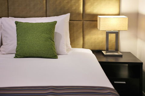 Best Western Plus Bolton On The Park - Accommodation Gladstone 24