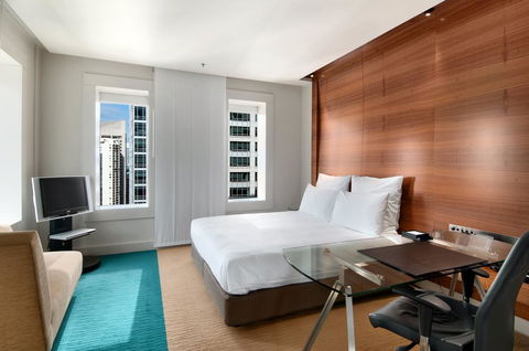 Hilton Sydney - Accommodation Gladstone 28