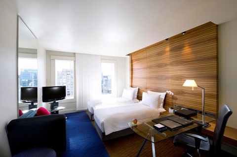 Hilton Sydney - Accommodation Gladstone 36