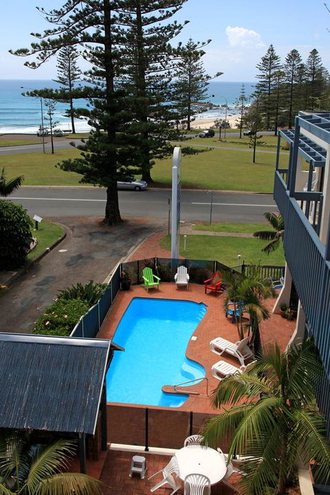 Beach House Holiday Apartments - Accommodation Gladstone 1