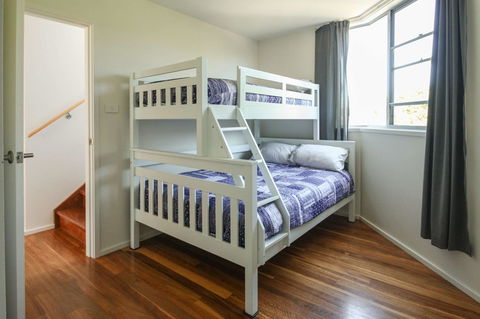 Valla's Beach House - Accommodation Gladstone 18