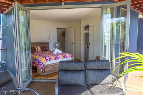 Valla's Beach House - Accommodation Gladstone 15
