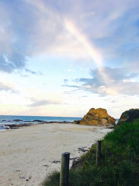 Valla's Beach House - Accommodation Gladstone 23