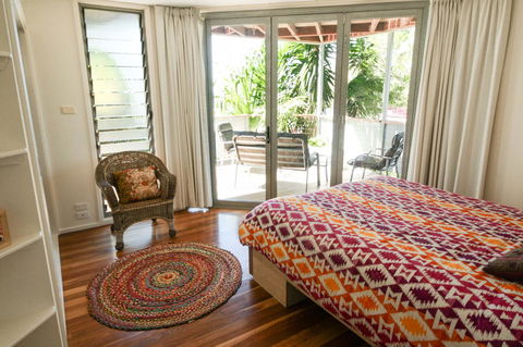 Valla's Beach House - Accommodation Gladstone 16