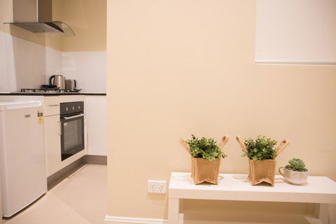 T&M HOUSE - Accommodation Gladstone 14