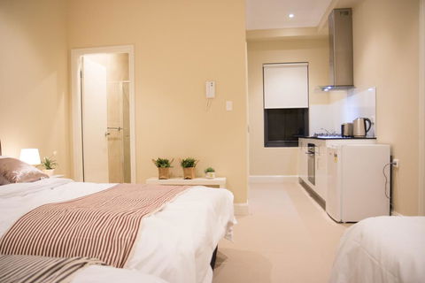 T&M HOUSE - Accommodation Gladstone 43