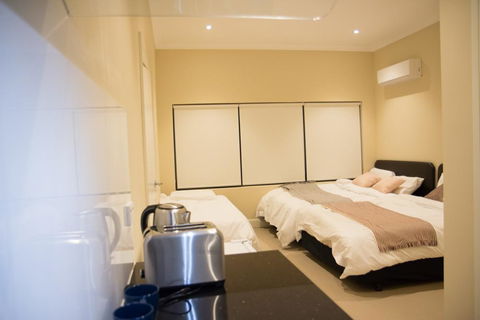 T&M HOUSE - Accommodation Gladstone 42