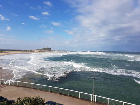 Arena Luxury Beachfront Apartment - Accommodation Gladstone 40