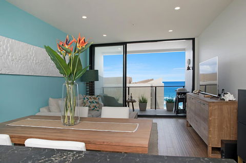 Arena Luxury Beachfront Apartment - Accommodation Gladstone 23