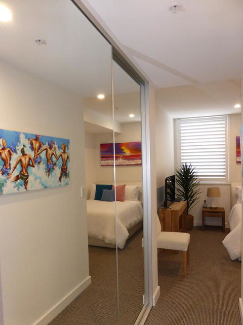 Arena Luxury Beachfront Apartment - Accommodation Gladstone 28