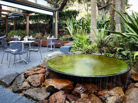 Hotel Urban St Leonards - Accommodation Gladstone 13