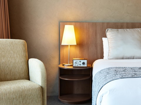 Hotel Urban St Leonards - Accommodation Gladstone 3