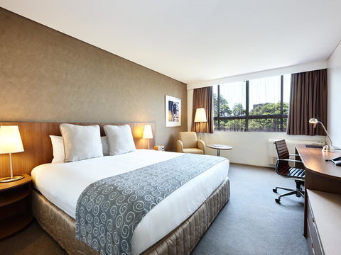 Hotel Urban St Leonards - Accommodation Gladstone 11